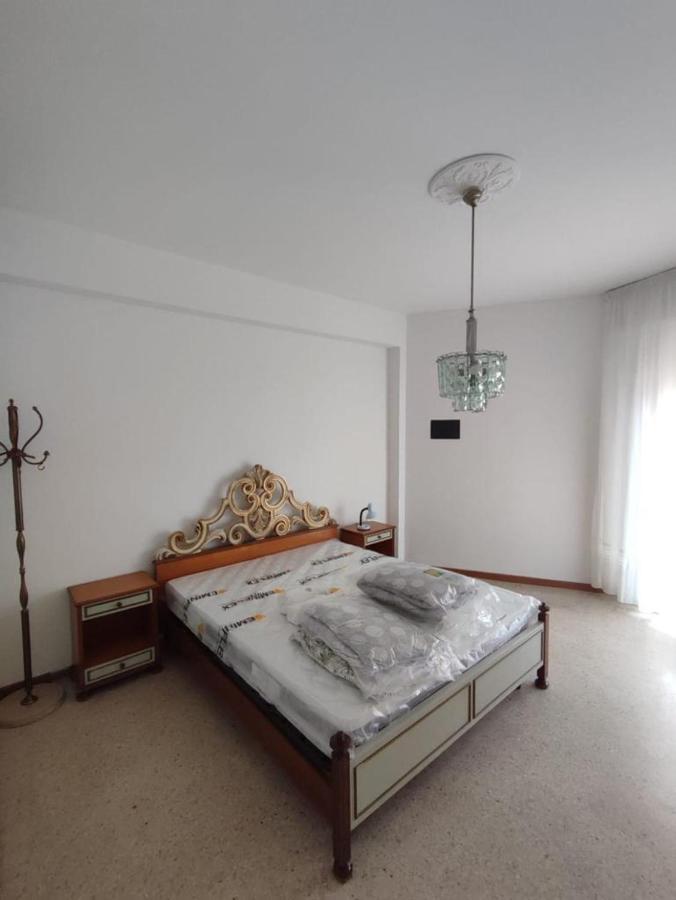 Residence Centro Commerciale - Walterigato Apartments Solo Per Famiglie Lido di Jesolo Eksteriør bilde